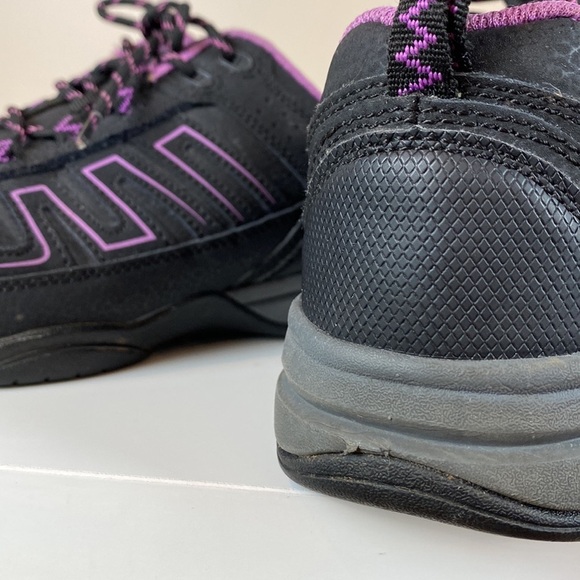 Hytest Static Dissipating Composite Toe Athletic Safety Shoe 7.5W - Picture 15 of 16